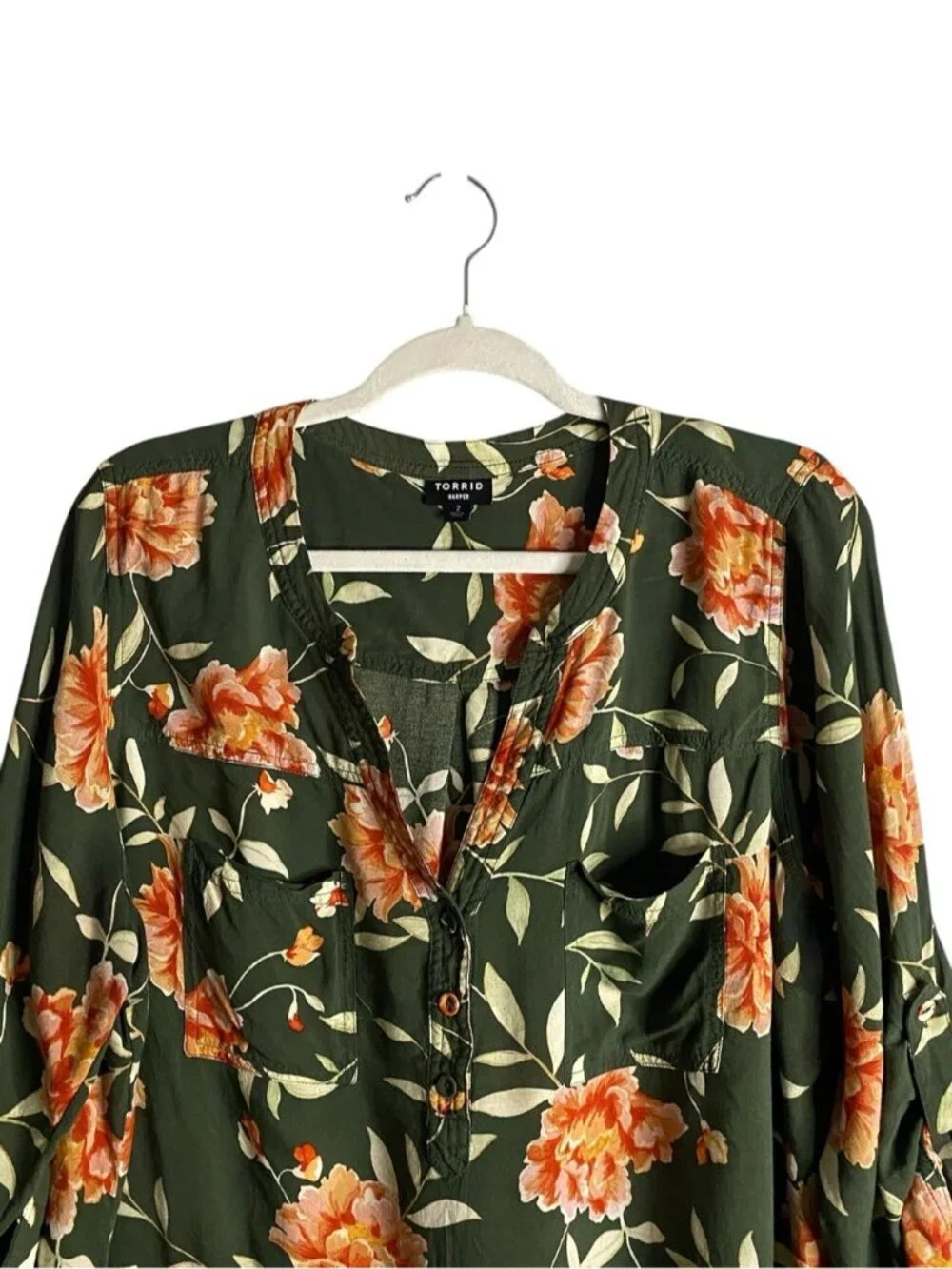 Torrid Women's Dark Green Floral Orange Blooms Henley Blouse - Picture 2 of 8